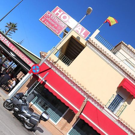 Hostal La Estacion Benajarafe Exterior foto