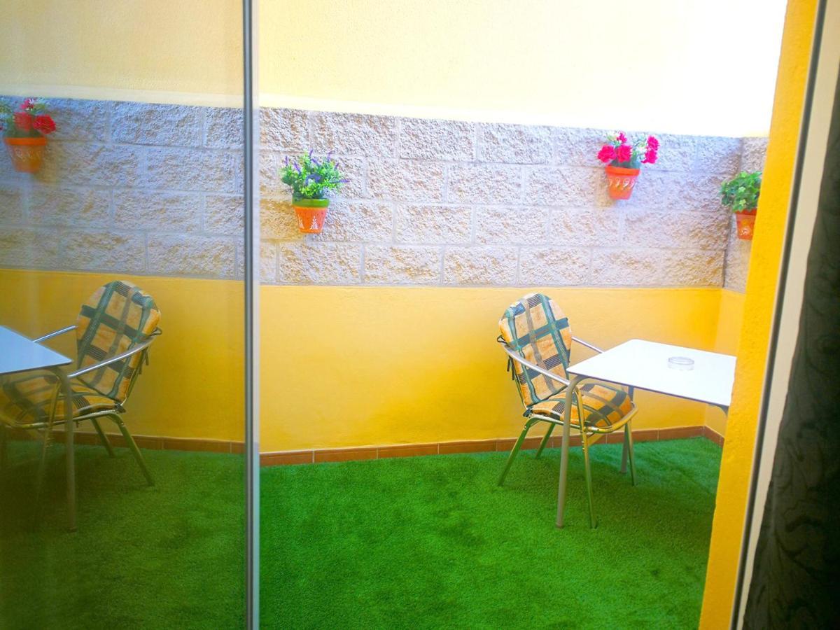 Hostal La Estacion Benajarafe Exterior foto