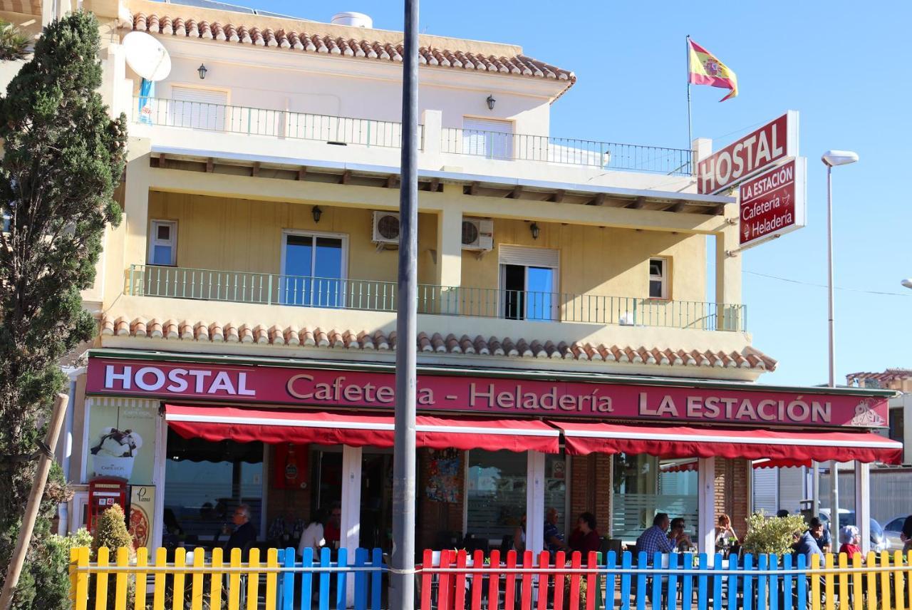 Hostal La Estacion Benajarafe Exterior foto